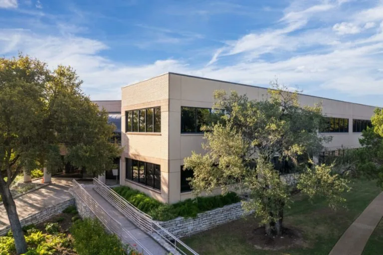 Exterior of the Westlake Austin clinic building