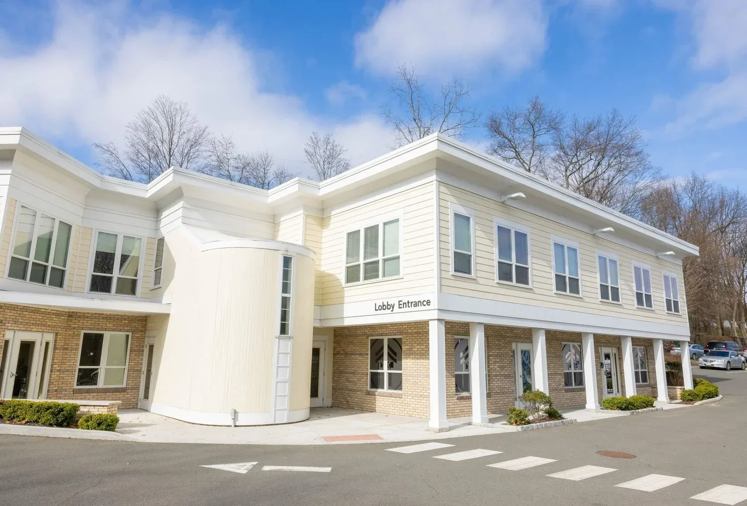 Exterior of Mar Y Sol Mental Health Experts in Danbury, Connecticut