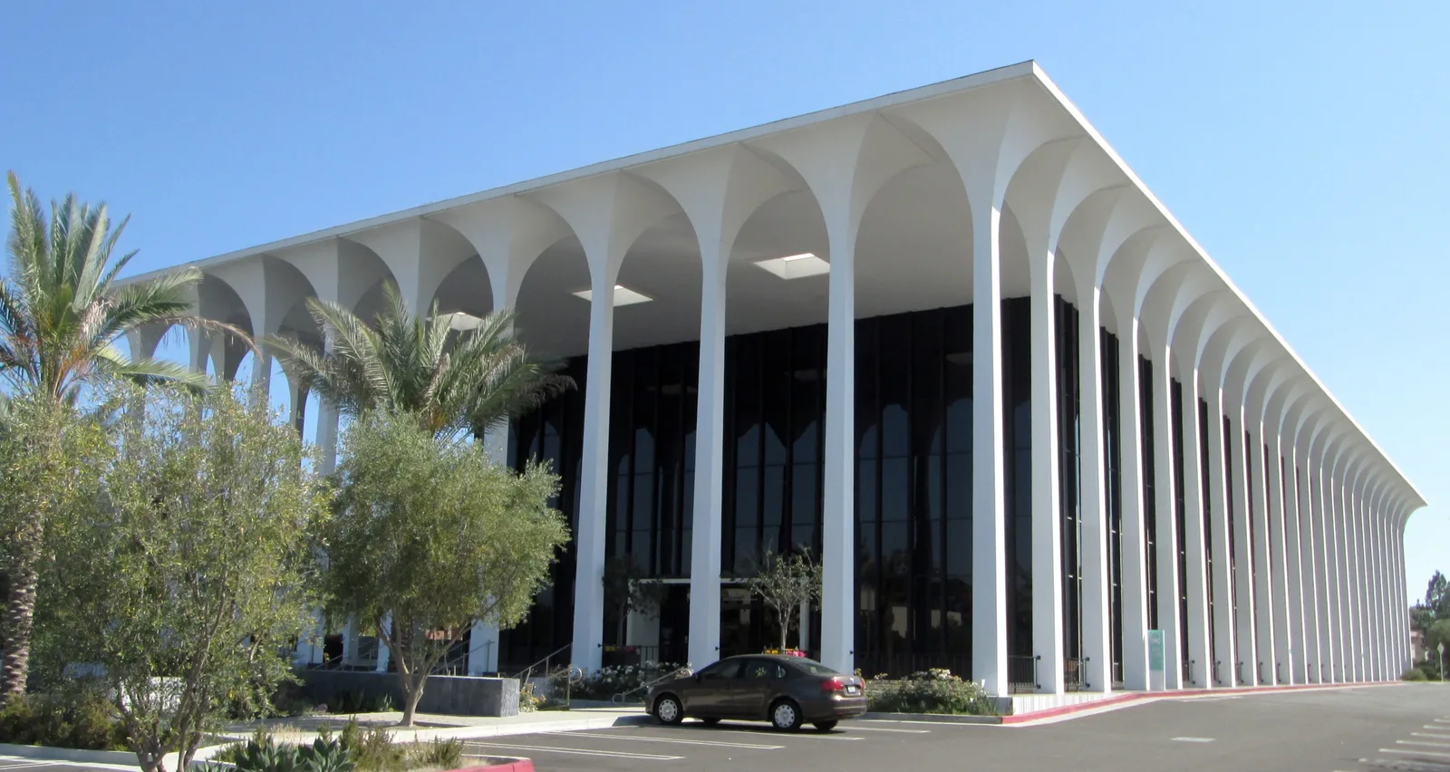 Building housing Salma Health in Laguna Hills, California