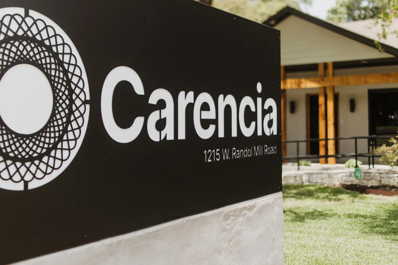 Building housing Carencia Mental Healthcare in Arlington, Texas