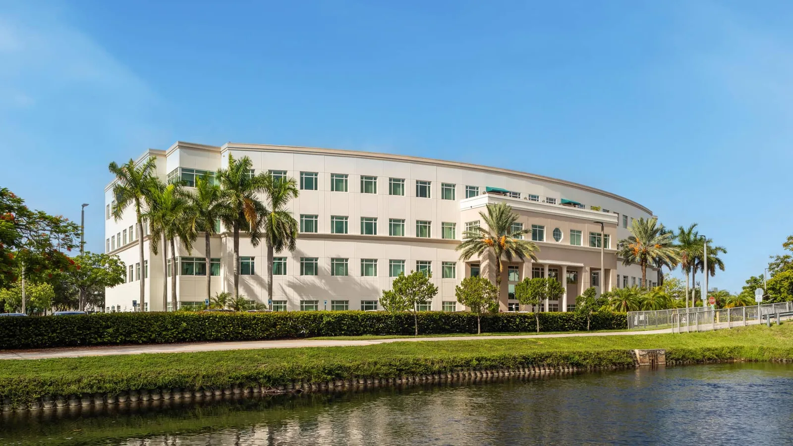 Building housing Elevate Psychiatry in Doral, Florida
