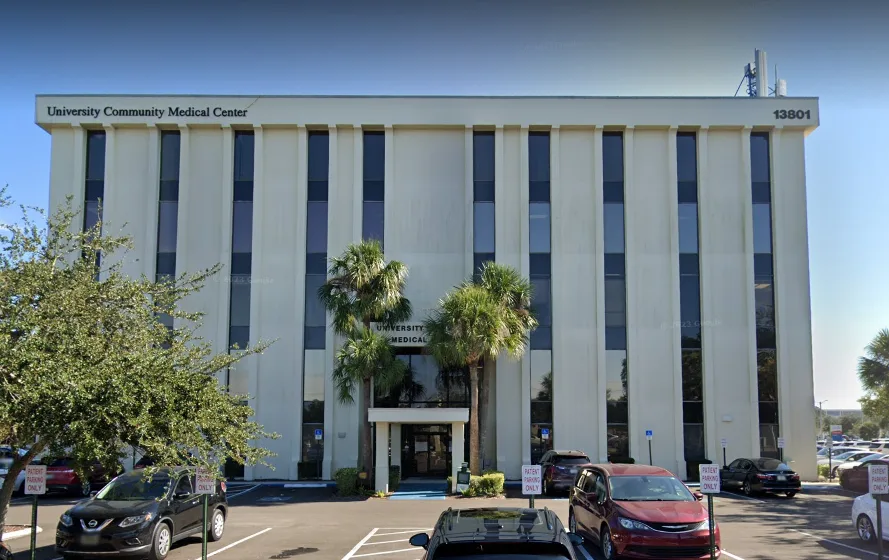 Exterior entrance of the Comprehensive Psychiatric Associates Tampa office.