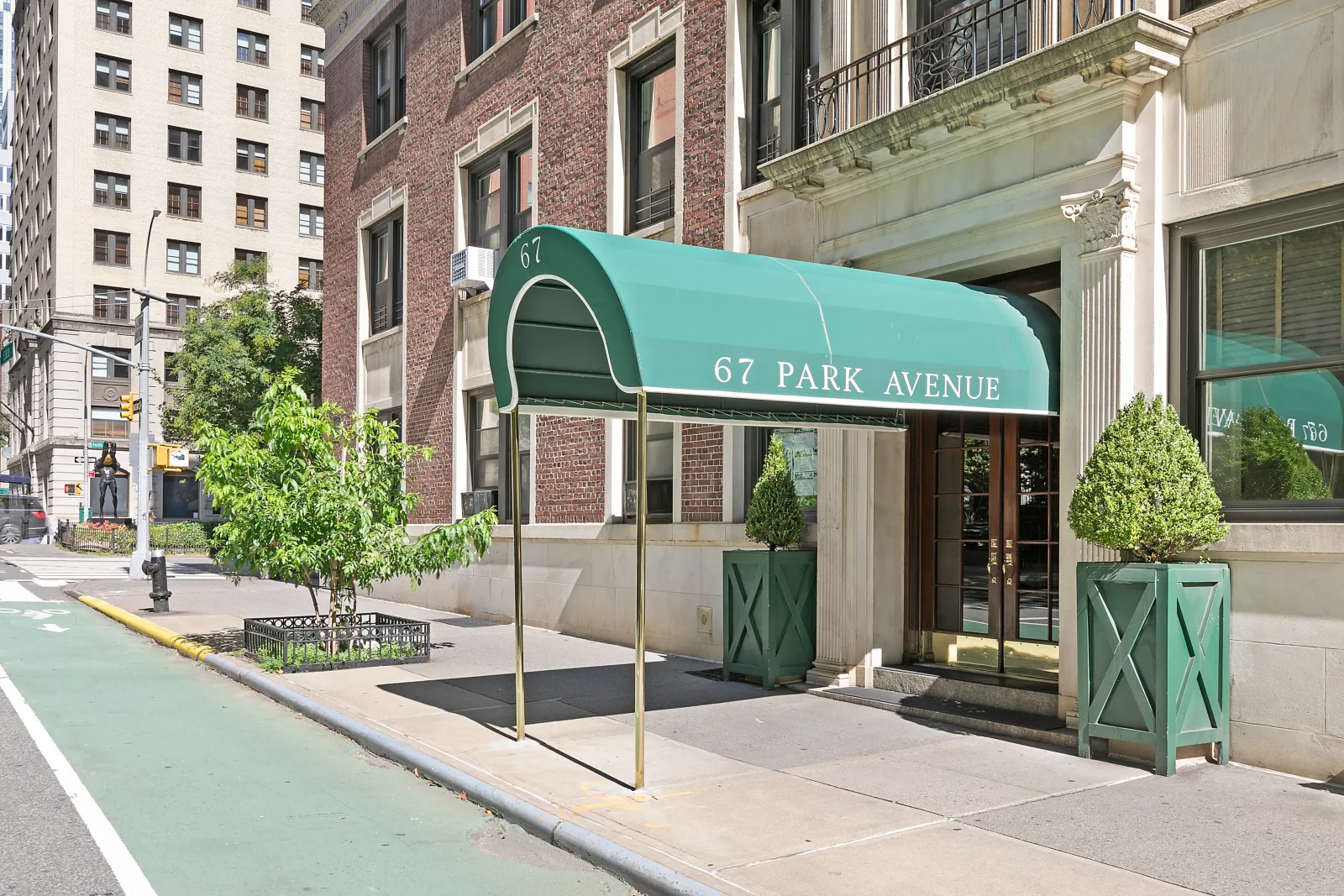 Building housing The Family Pain & Wellness in New York, New York