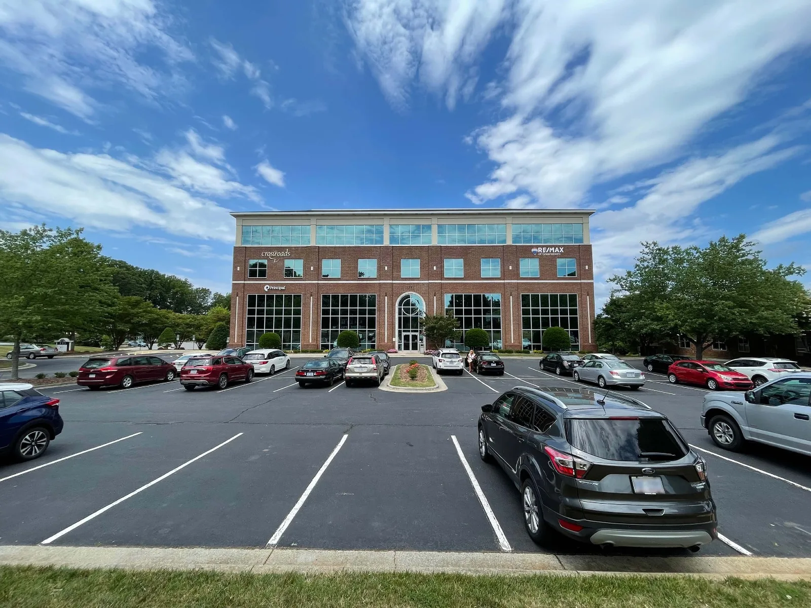 Building housing Apogee Behavioral Medicine in Greensboro, North Carolina