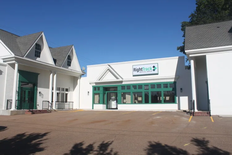 Exterior of Right Track Medical Group in Starkville, Mississippi